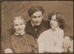 Inside Magic Photograph of Houdini with his Mother and Wife